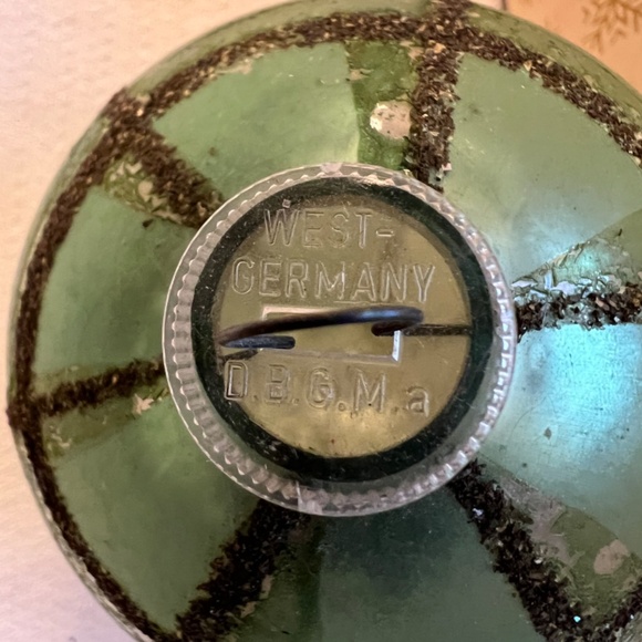 Gorgeous Vintage Ornaments From West Germany - Picture 2 of 8